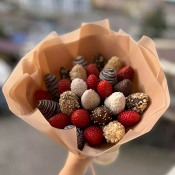 Букет из клубники в шоколаде Love